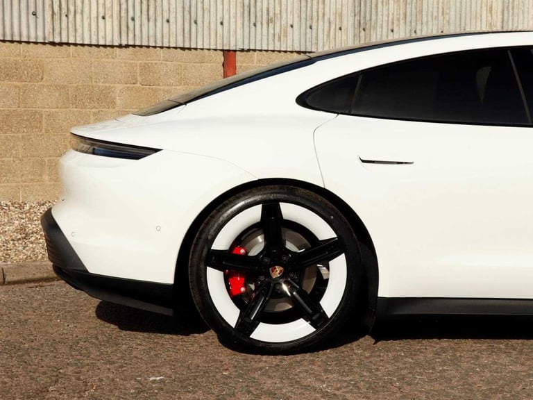  Porsche Taycan Saloon 340kW 4S 89kWh 4dr Auto Saloon Electric Automatic
