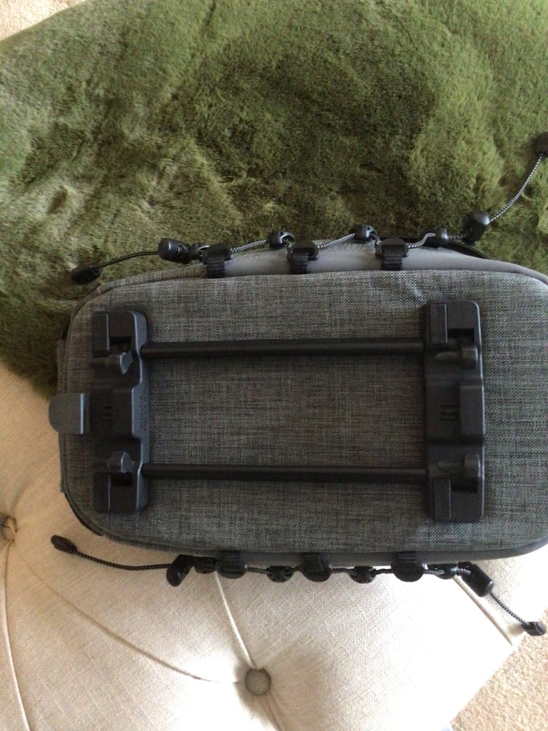 Bike Rear Rack Bag. Kalkhoff Onbag. Top Quality Item. With ‘Racktime’ Quick Fastener. New & Unused.
