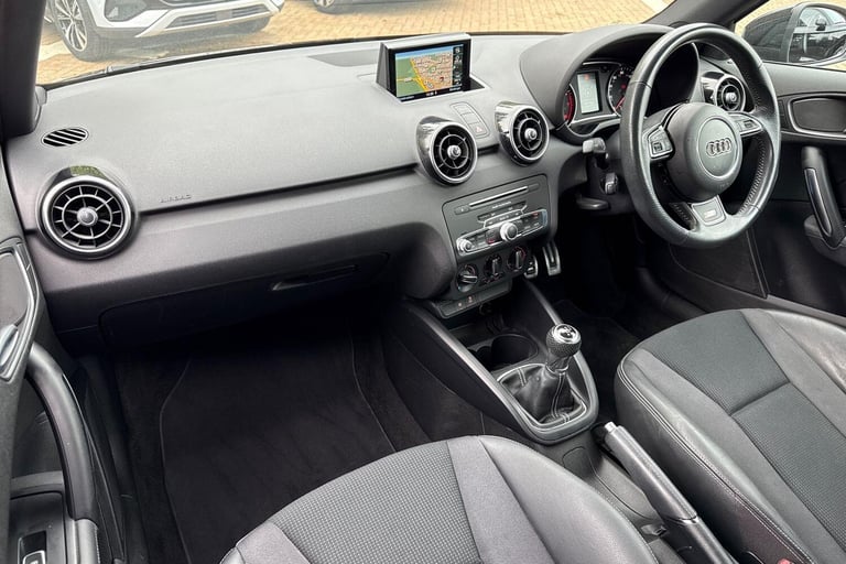  Audi A1 1.0 TFSI S line Hatchback 3dr Petrol Manual Euro 6 (s/s) (Nav) (95 ps) Petrol Manual