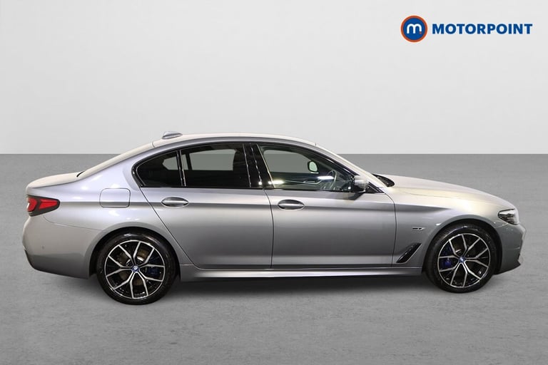 2022 BMW 5 Series 530e M Sport 4dr Auto [Tech Pack] Saloon Hybrid Automatic