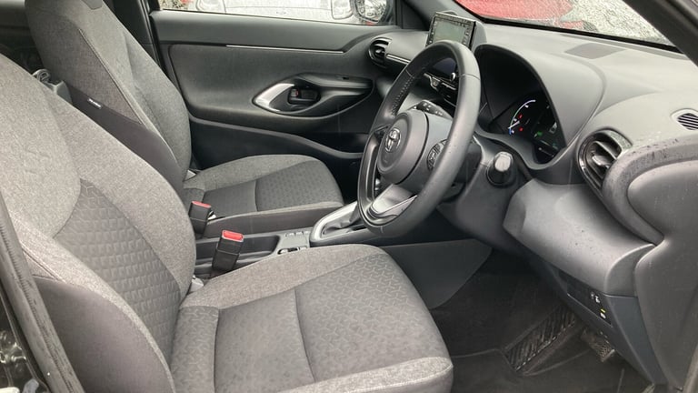 2022 Toyota Yaris Cross 1.5 Hybrid Design 5dr CVT Hybrid Estate Estate Hybrid Automatic