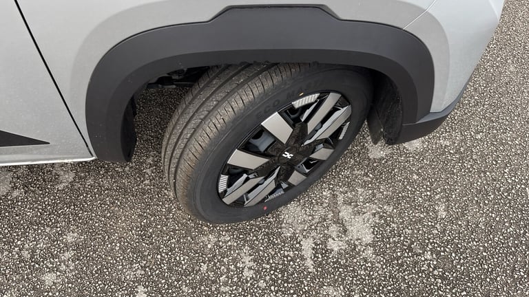 2025 Dacia Spring 27kWh Expression 65 48kW 5dr Auto Electric Hatchback Hatchback Electric Automatic