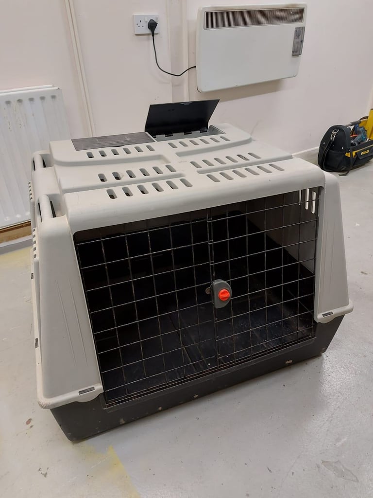 image for Ferplast Atlas Car Dog Carrier Maxi