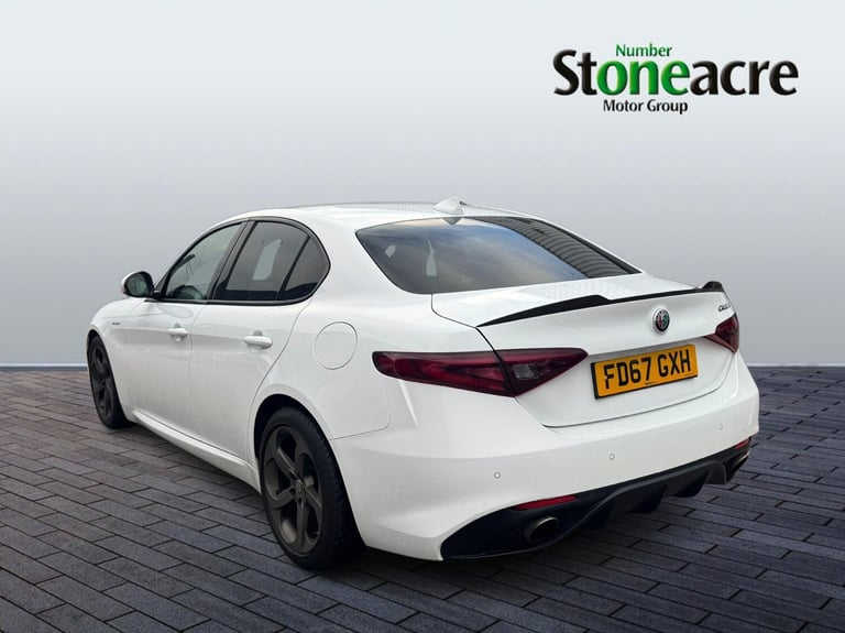 2018 Alfa Romeo Giulia 2.0 TB 280 Veloce 4dr Auto SALOON PETROL Automatic