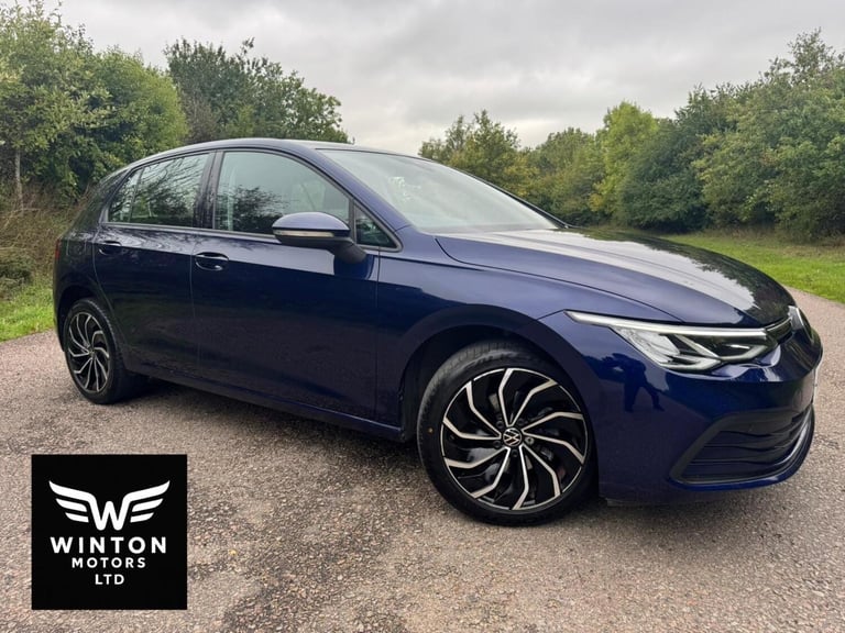 image for VOLKSWAGEN GOLF 1.5 TSI Life 2020