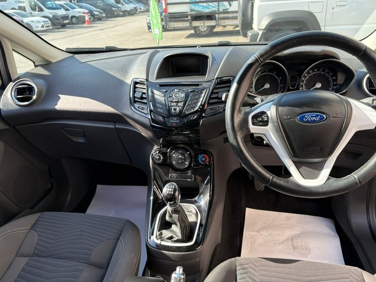 2015 Ford Fiesta 1.0 EcoBoost Zetec Black 3dr HATCHBACK Petrol Manual