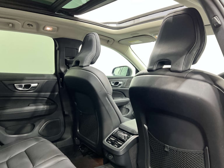 2023 Volvo V60 2.0 V60 Ultimate B4 MHEV Auto 5dr Estate Hybrid Automatic