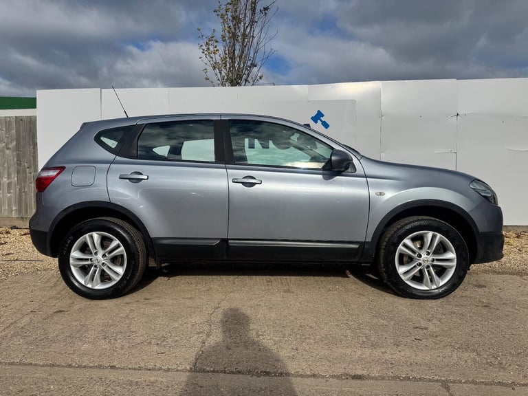 2013 Nissan Qashqai 1.6 Acenta 2WD Euro 5 (s/s) 5dr HATCHBACK Petrol Manual