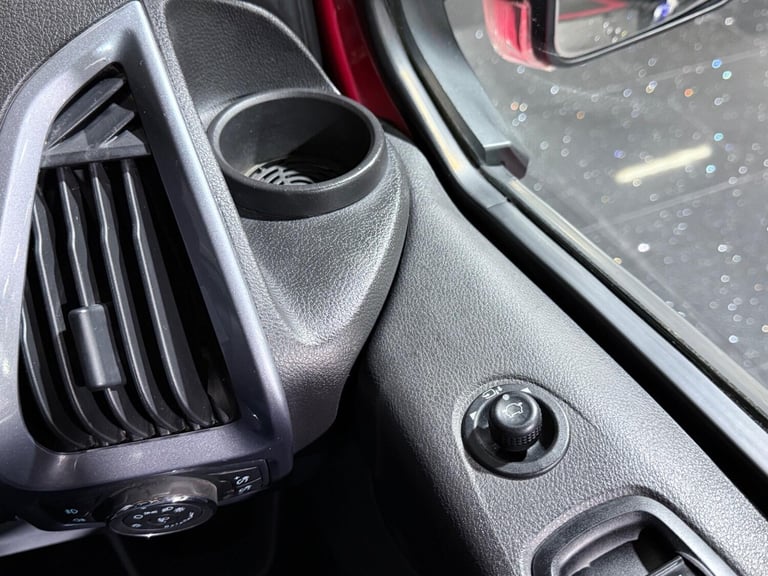 2014 Ford Transit Custom 2.2 TDCi 290 Sport L1 H1 5dr PANEL VAN Diesel Manual