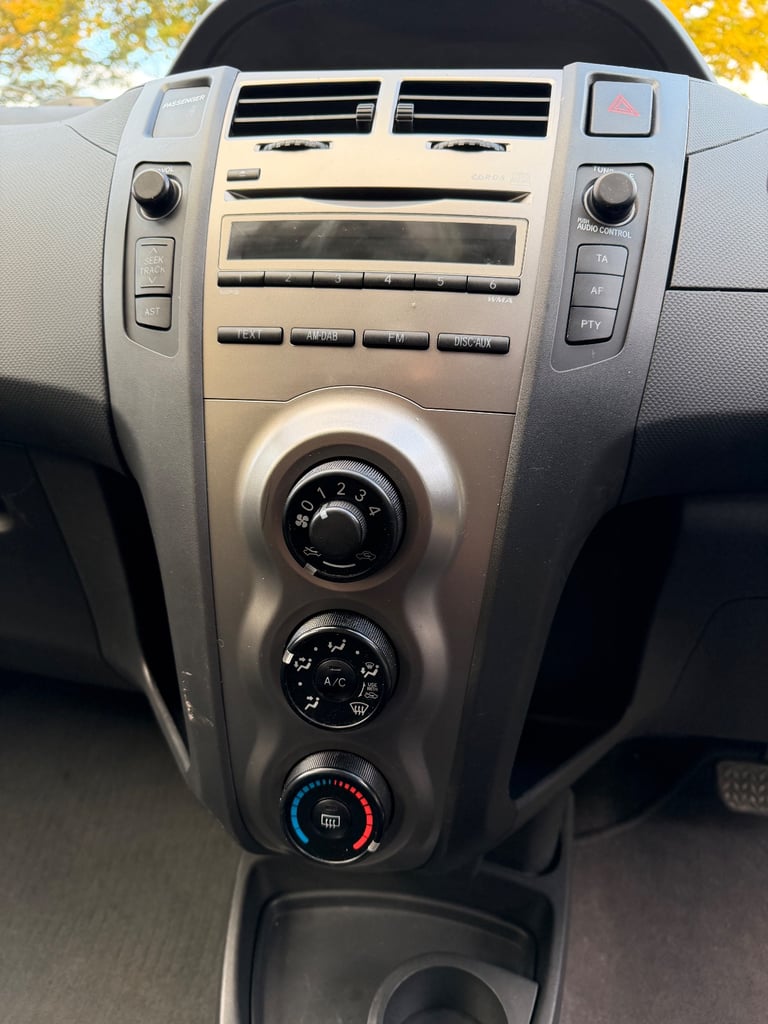 Toyota yaris automatic 