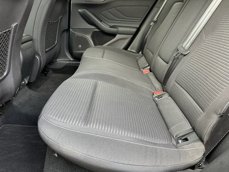 2019 Ford Focus 1.0T ECOBOOST TITANIUM 5dr EURO 6 (s/s) (125 ps) WITH SERVICE HISTORY  Hatchback ...