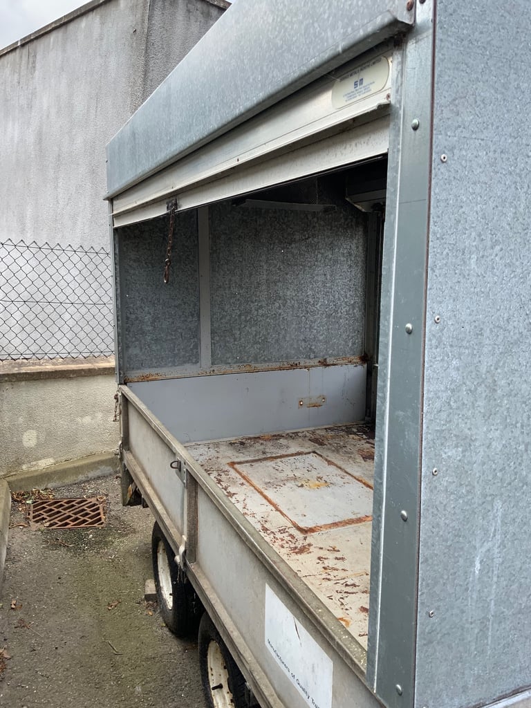 Box Trailer