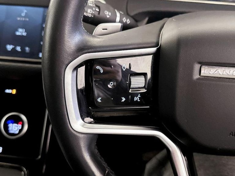 2022 Land Rover Range Rover Evoque 1.5 P300e 12.2kWh R-Dynamic S Auto 4WD Euro 6 (s/s) 5dr Automa...