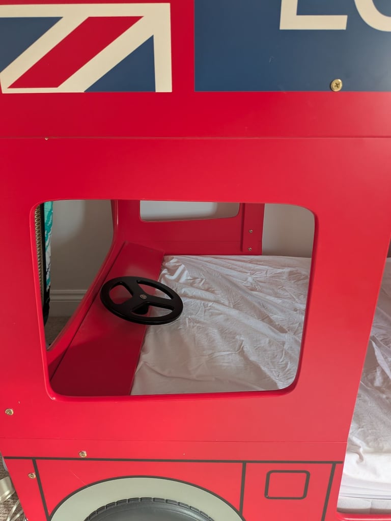 London bus bunk bed