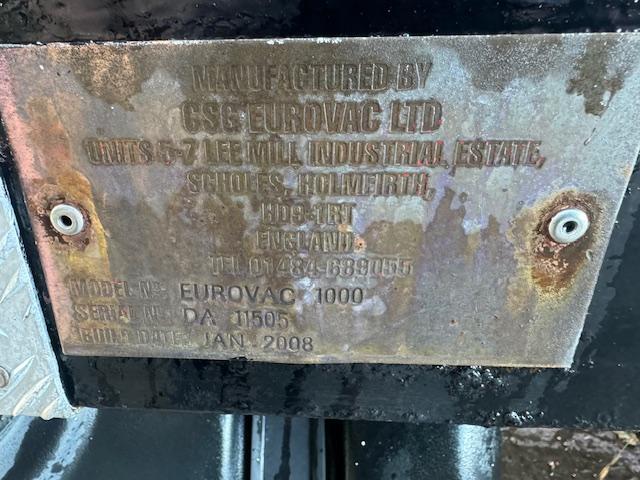 2013 DAF CF 65.220 sleeper Eurovac 1000 deep lift high volume combination tanker