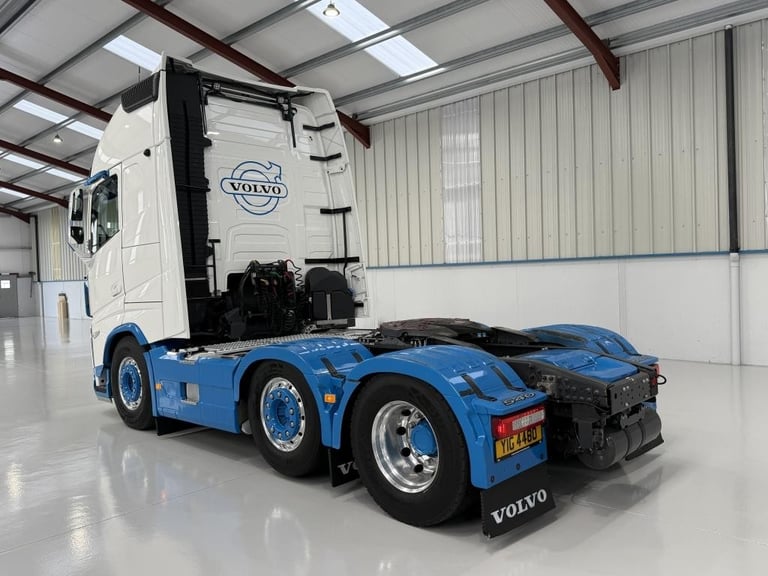 VolvoFH540,XL,SIDE SKIRTS ,AIR HORNS , FRONT AIR SUSP,TWIN FUEL TANKS 