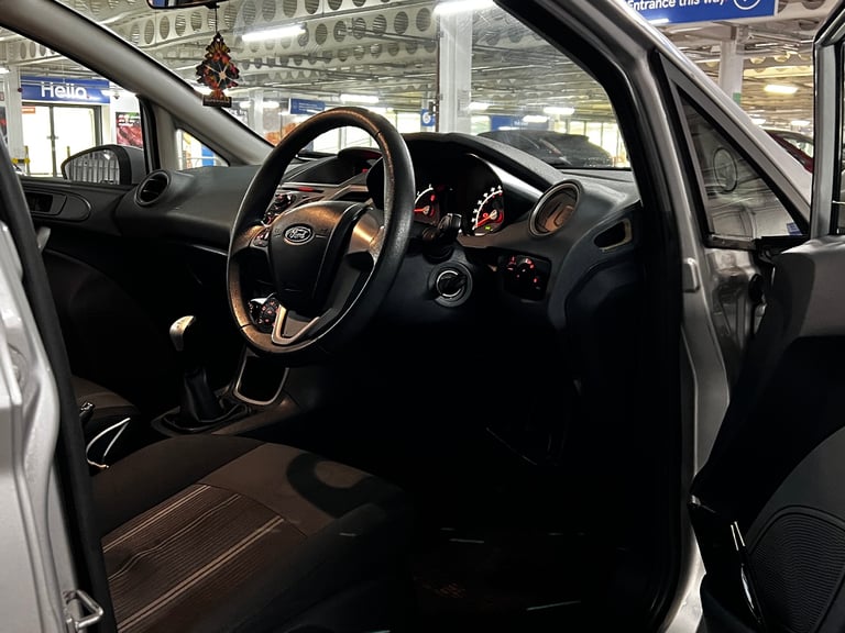 Ford, FIESTA, Hatchback, 2010, Manual, 1242 (cc), 5 doors