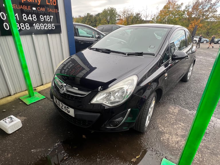 1 owner from new 2011 11 reg Vauxhall corsa 1.2 petrol mot 1 year psh 2 keys £1295