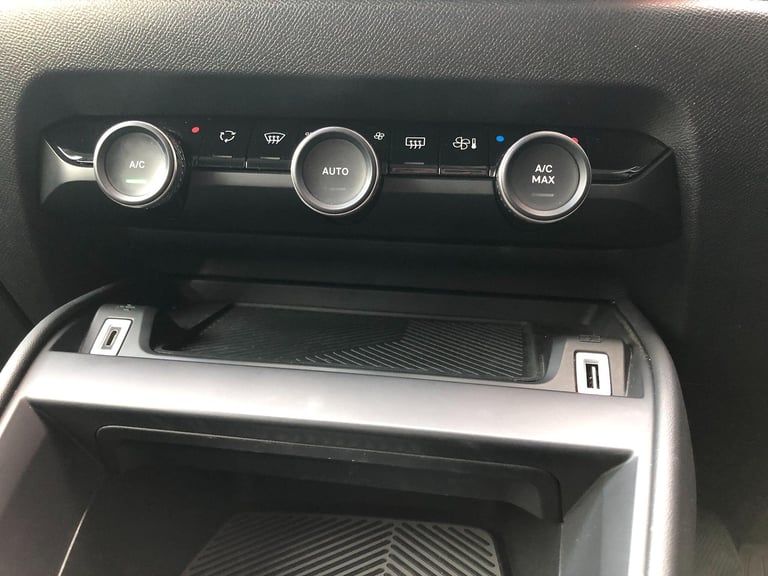 2021 Citroen e-C4 50kWh Shine Auto 5dr HATCHBACK Electric Automatic