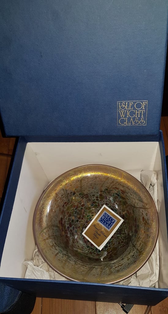 Isle of Wight Glass bowl