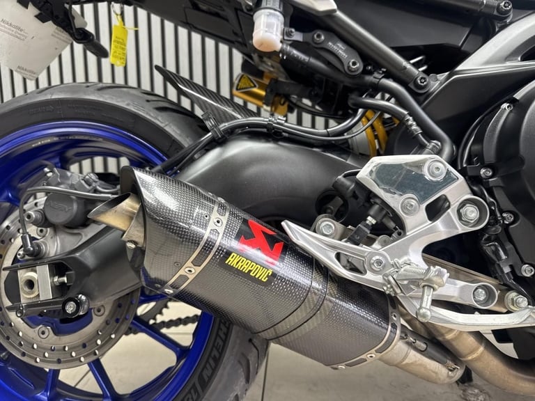 2018 Yamaha MT09Sp naked sport Akrapovic exhaust loads of upgrades