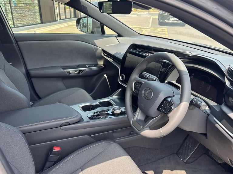 2025 Lexus RZ 300e 150kW Urban 71 kWh 5dr Auto SUV Electric Automatic