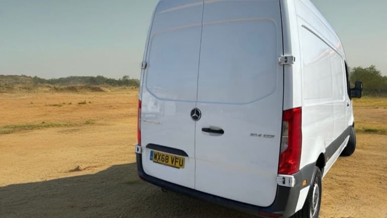 AMAZING VAN - 2018 Mercedes Benz SPRINTER 314 CDI L2 3.5t H1 VAN – MANUAL – DIESEL – NO VAT