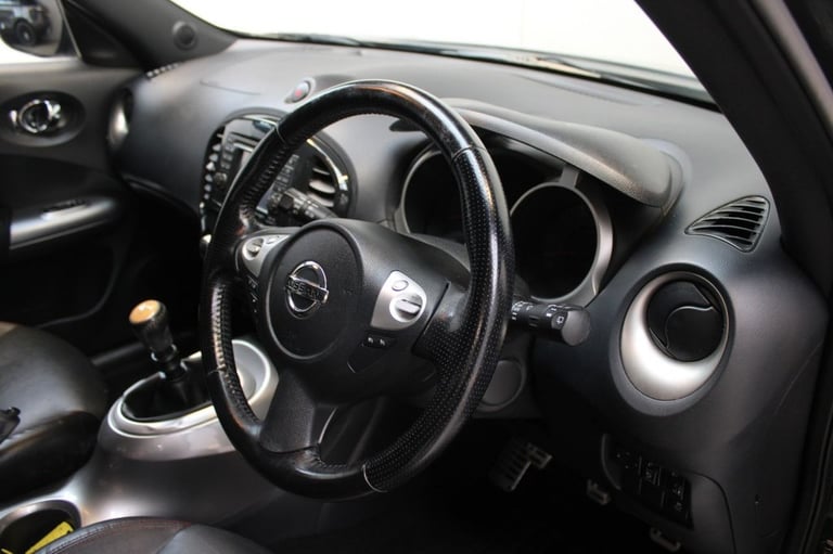 2011 Nissan Juke 1.6 DIG-T Tekna SUV 5dr Petrol Manual Euro 5 (190 ps) HATCHBACK Petrol Manual