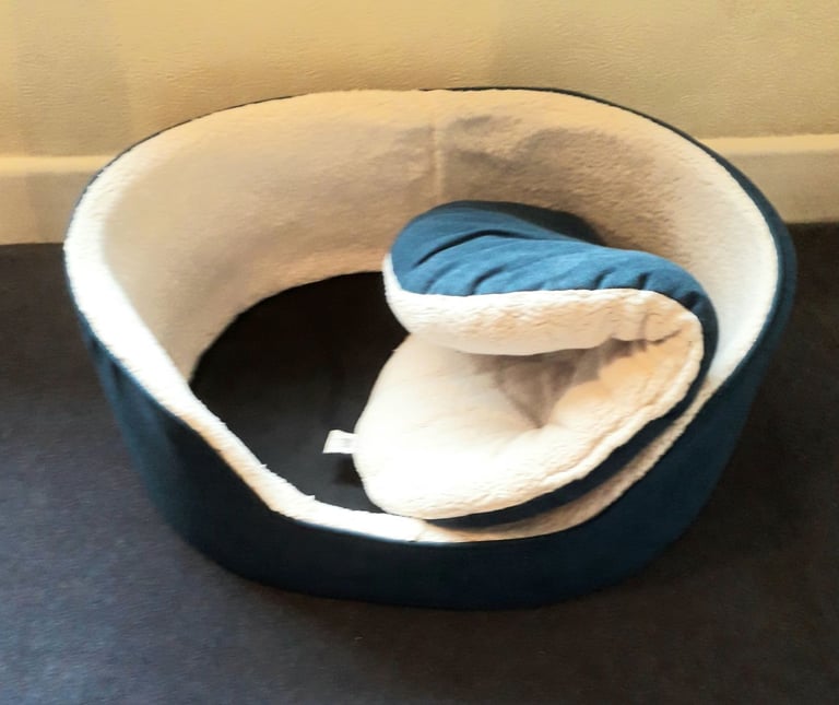 DOG BED