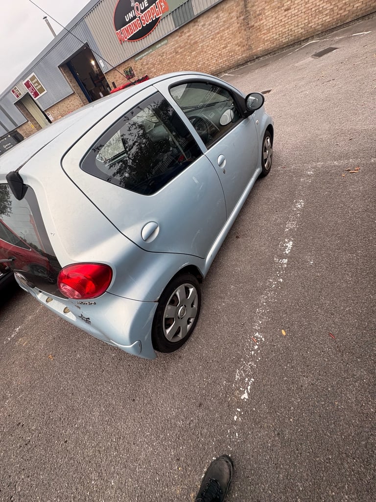 image for Cheap car needs new starting motor
