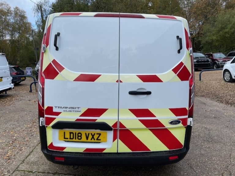 2018 Ford Transit Custom 2.0 TDCi 105ps Low Roof Van PANEL VAN DIESEL Manual