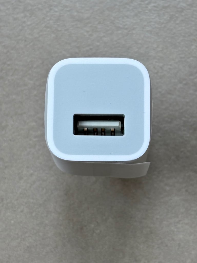 Apple Watch Series 4 Model A1978 ~ NEW BATTERY 100% health !!