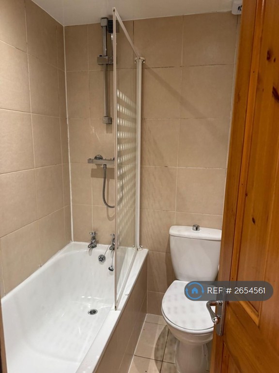 4 bedroom house in Shortridge Terrace, Newcastle Upon Tyne, NE2 (4 bed) (#2654561)