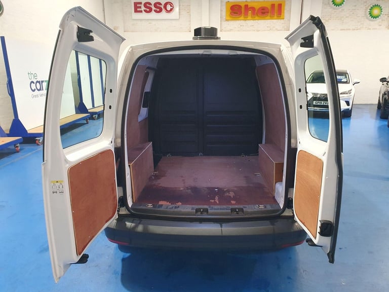 2020 Volkswagen Caddy 2.0 TDI C20 Startline SWB Euro 6 (s/s) 5dr PANEL VAN Diesel Manual
