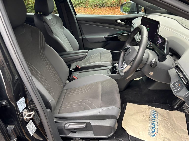 2024 Volkswagen ID.5 Pro 77kWh Match Auto 5dr ESTATE Electric Automatic