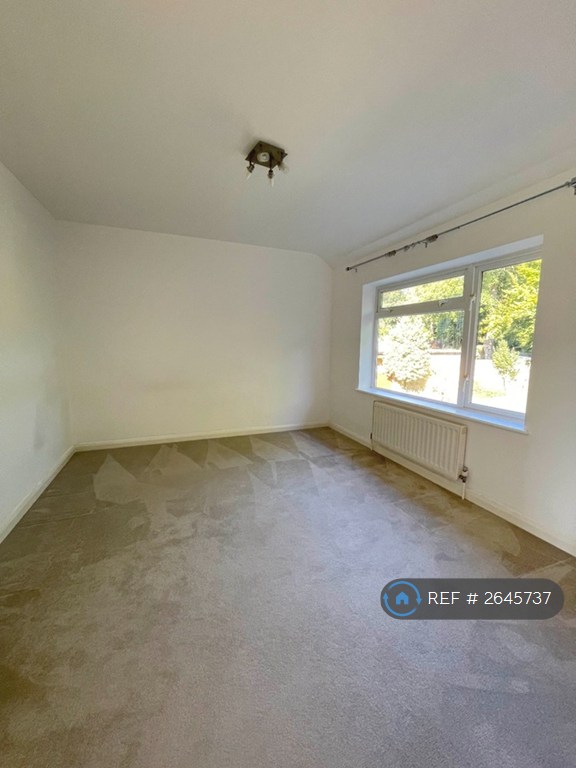 4 bedroom house in The Ridgeway, Marlow, SL7 (4 bed) (#2645737)