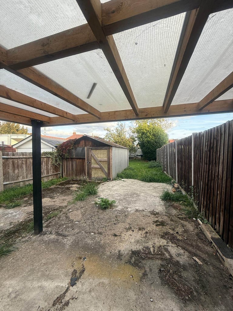 HMO licensed property for 5 under the borough of Hounslow 