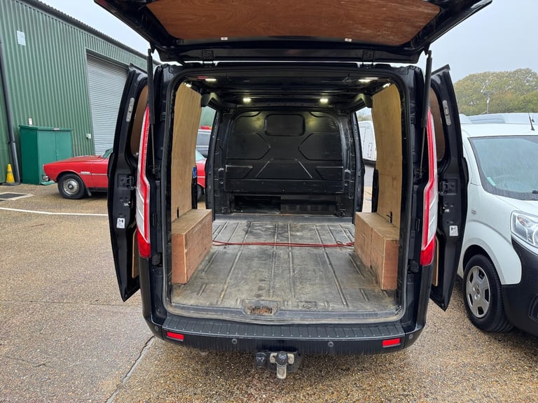 Ford Transit Custom 310 2.2 TDCi Limited 2015 Black High Spec Van 137k 150bhp 