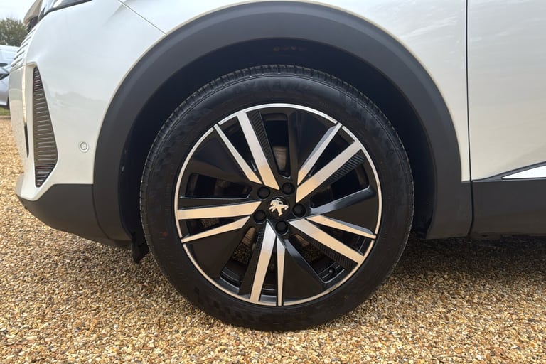  Peugeot 5008 SUV 1.2 Puretech Gt Premium Suv 5dr Petrol Eat Euro 6 s/s 130 Ps