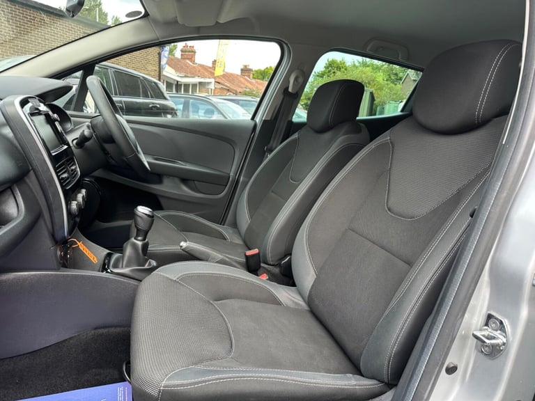 2018 Renault Clio 0.9 Iconic TCe 90 Petrol Manual 5 Door Hatchback Silver