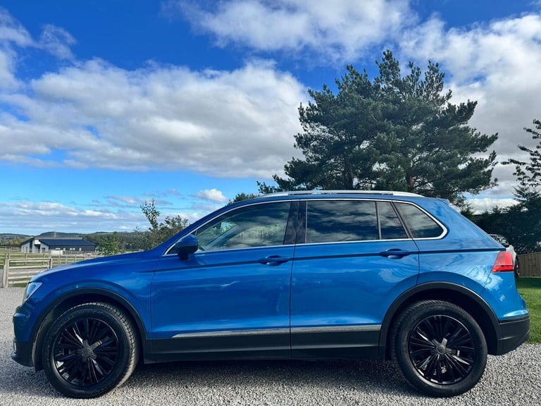 VOLKSWAGEN TIGUAN 2.0 TDI BlueMotion Tech SE Navigation 2016