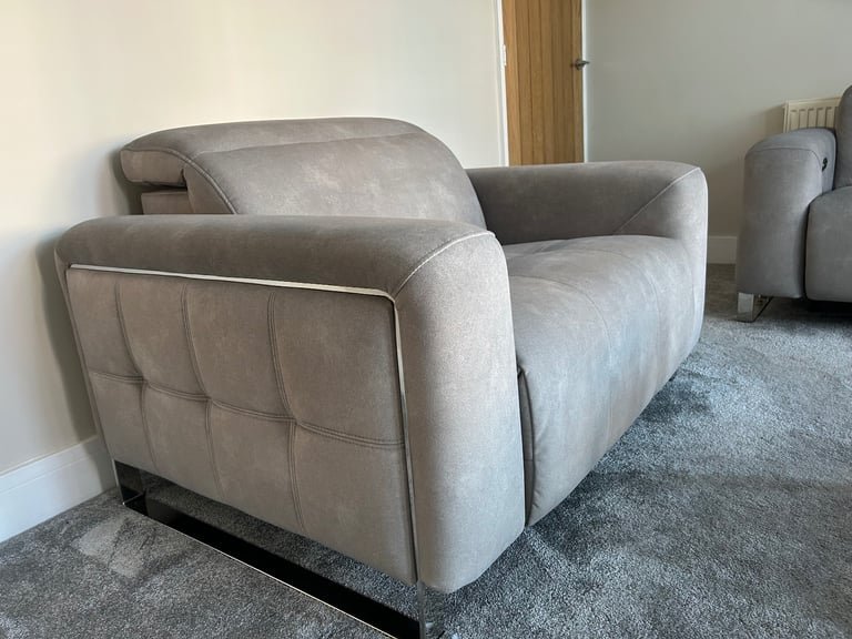 Marvella 3 Seater Sofa & Love Seat 