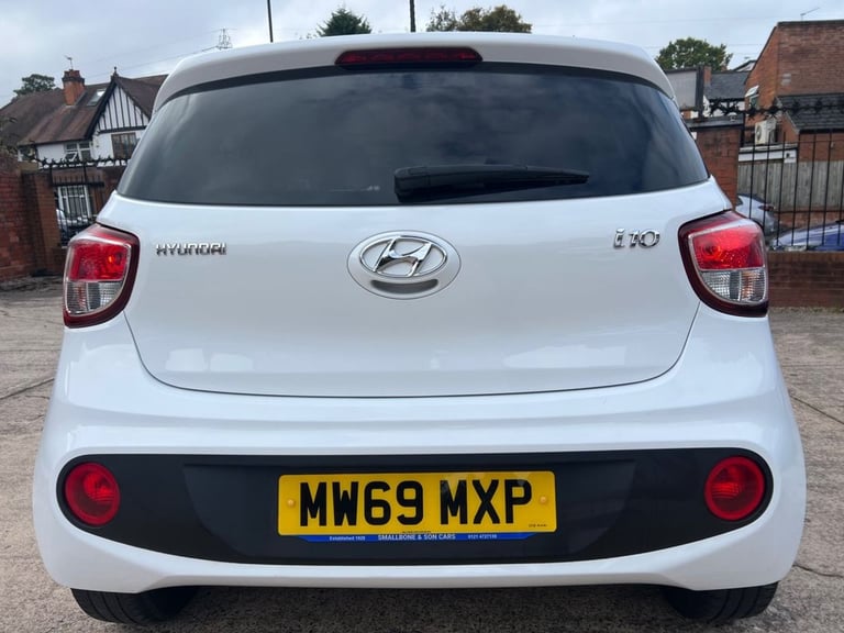 2019 Hyundai i10 1.0 Play 5dr HATCHBACK PETROL Manual