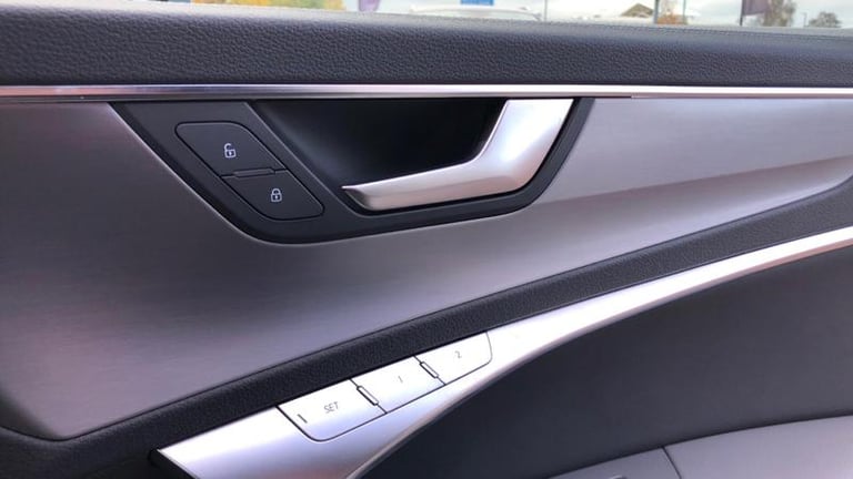 2019 Audi A6 Avant Black Edition 45 TFSI quattro 245 PS S tronic Automatic Saloon Petrol Automatic