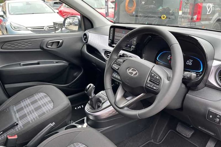 2025 Hyundai i10 1.2 Premium Hatchback 5dr Petrol Auto Euro 6 (s/s) (79 ps) Hatchback Petrol Auto...