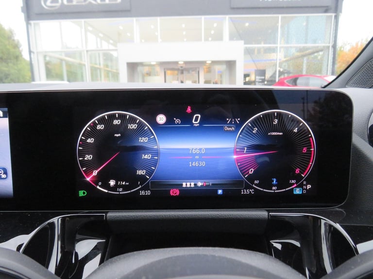 2024 Mercedes-Benz GLA 2.0 GLA220d AMG Line (Premium) SUV 5dr Diesel 8G-DCT 4MATIC Euro 6 (s/s) (...