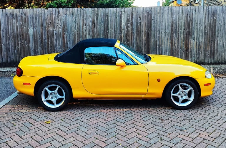 Mazda MX5 MK2.5 NB – Manual 1.6ltr, Low 52k Mileage