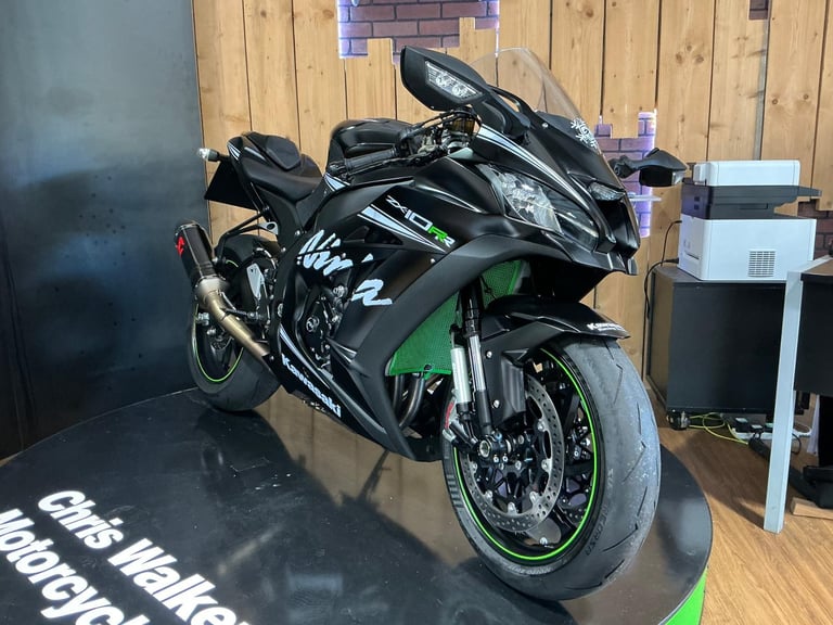 Kawasaki ZX10RR Performance WINTER EDITION 2018 Genuine 202bhp at the Wheel!