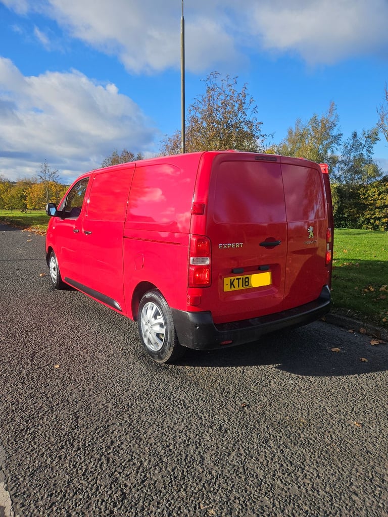 18/ reg Peugeot expert  hdi lwb fsh 1 owner sim vivaro trafic vito custom scudo dispatch ulez comp