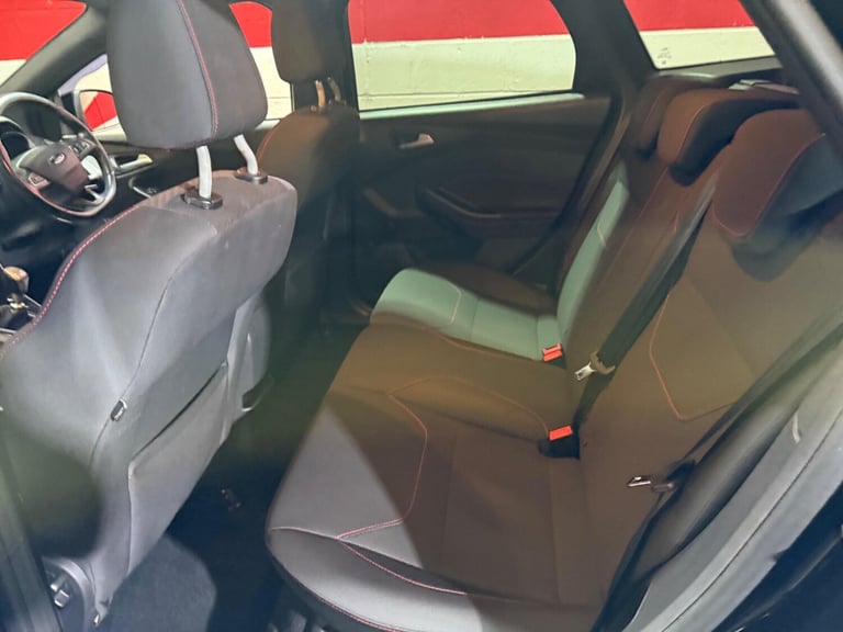 2017 Ford Focus 1.0T EcoBoost ST-Line Euro 6 (s/s) 5dr ESTATE Petrol Manual